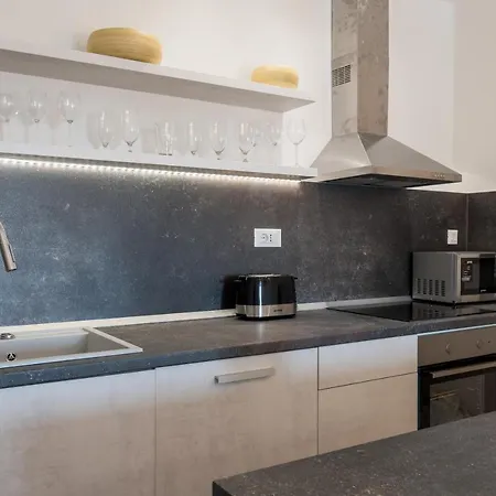 Frida * אורסאץ