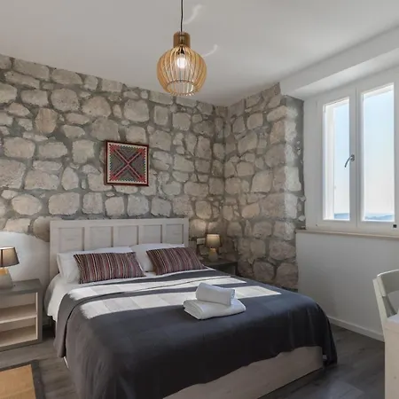 Frida * אורסאץ