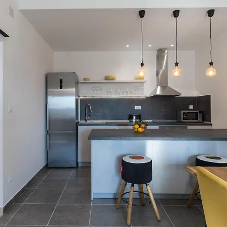 Frida * אורסאץ